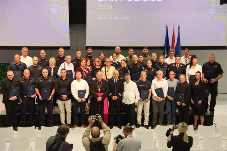 FOTO Dan policije u znaku priznanja: Među nagrađenima i dvojica Imoćana – Ante Kasalo i Ante Mrkonjić