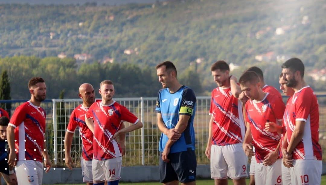 Kamen razbio Čaporice i preuzeo vrh, Mladost do boda u zadnjim sekundama, Vinjani slavili na Dovici