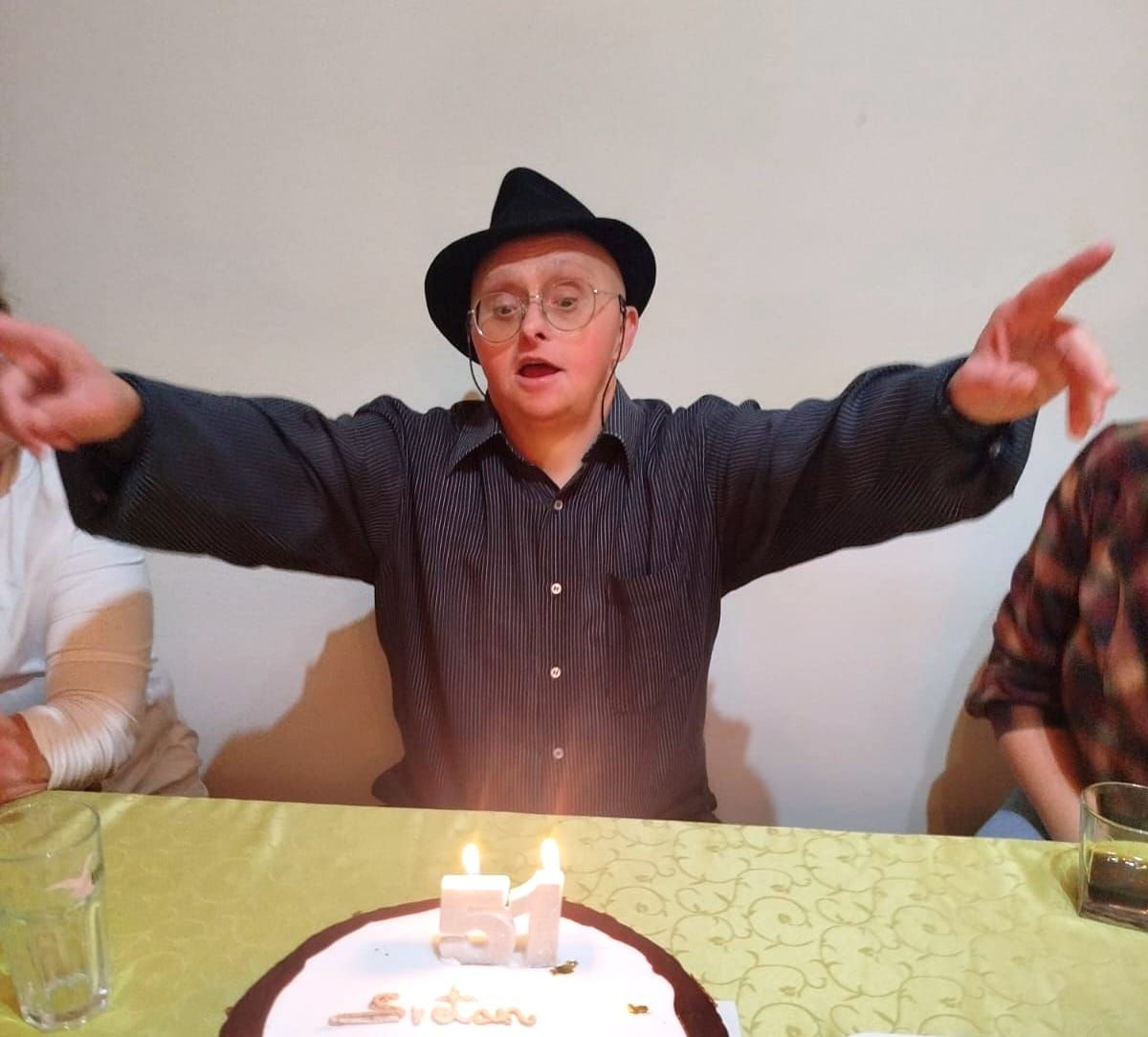 Legendo, sretan ti rođendan! Bećo proslavio 51. rođendan, a čestitke stižu sa svih strana
