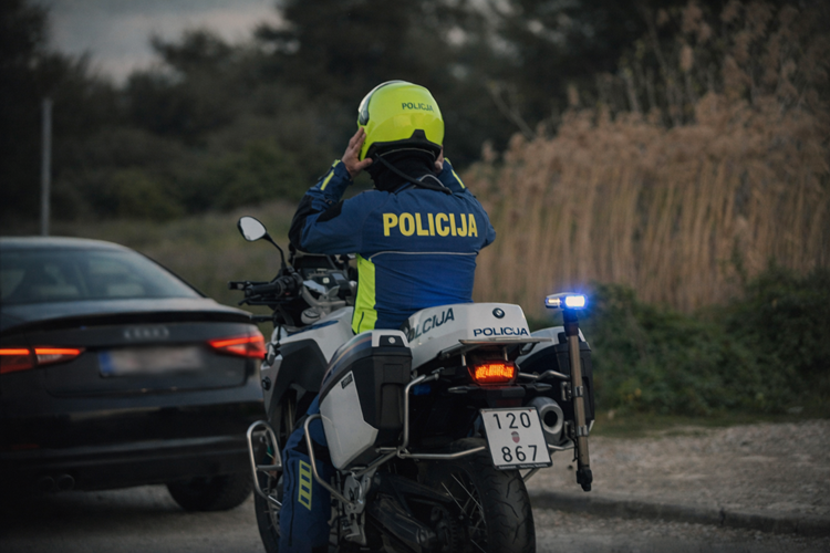 Alkohol, droge i prebrza vožnja u fokusu policije: Evo kada se provodi akcija "Faktori rizika"