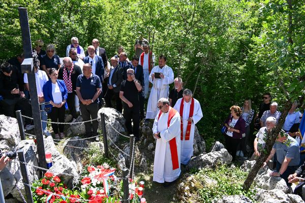 FOTO Obilježena 81. obljetnica Markovića jame na Podima