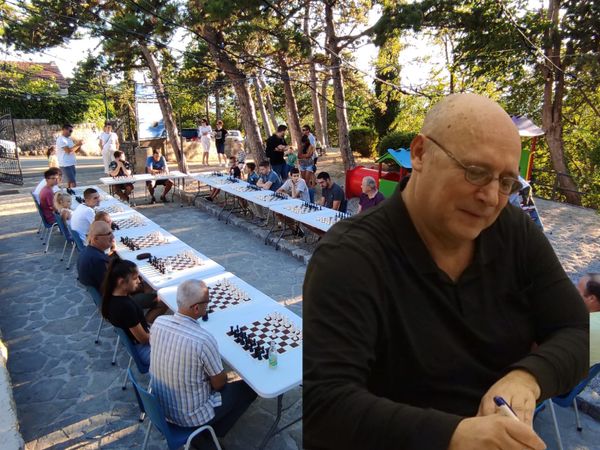 Šahovska simultanka na Modrom jezeru, još jedna turistička atrakcija