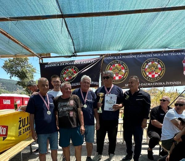 FOTO Odigran 3. memorijalni boćarski turnir u čast imotskih heroja