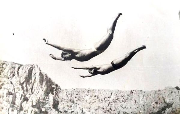 KULTURA BEZ GRANICA O "Imotskim jezerskim ticama" i grupi mladih Imoćana u elegantnim kupaćim kostimima iz 1928. godine