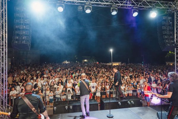 FOTO Sjajna atmosfera na koncertu Prljavog Kazališta u Zmijavcima