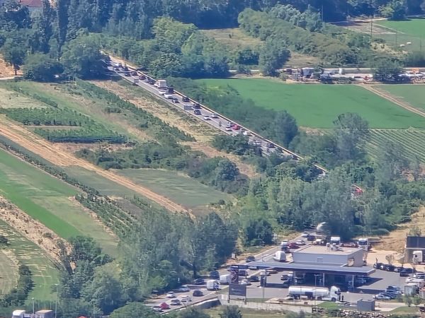 Velika kolona od rotora prema Kamenmostu