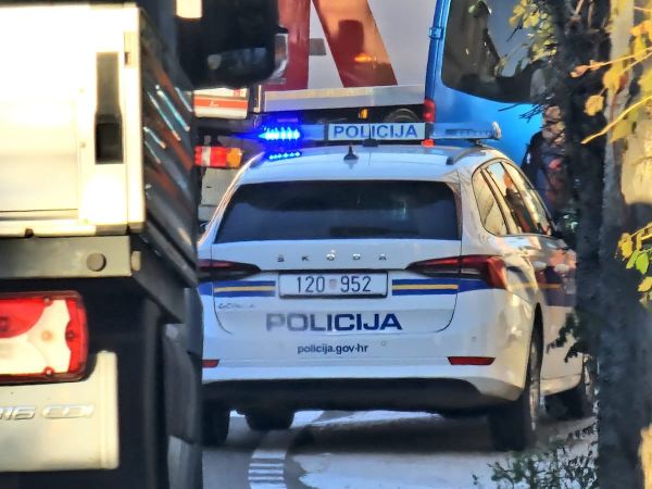 Muškarac nažalost preminuo nakon prometne nesreće u Imotskom