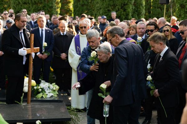 FOTO Pokopan Jean Michel Nicolier - heroj obrane Vukovara: tisuće ljudi na pogrebu