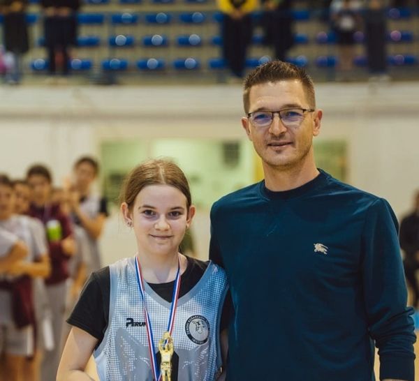 Posušje slavilo na uzbudljivom turniru mlađih kadetkinja u Prološcu: Anica Vidak iz ŽKK Rhea najbolji strijelac