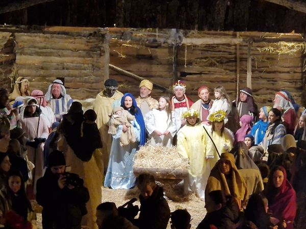 Impresivan prikaz proloških živih jaslica posvećen malom Marku