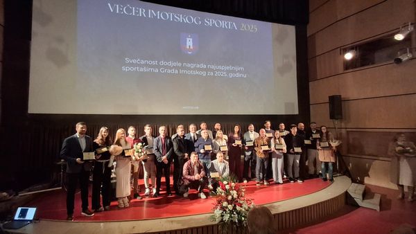 FOTO/AUDIO Večer imotskog sporta - dodijeljene nagrade najuspješnijim sportašima Grada Imotskog u 2025.