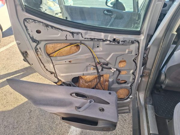 FOTO Na graničnom prijelazu Vinjani Donji zaplijenjeno gotovo 40 kilograma duhana