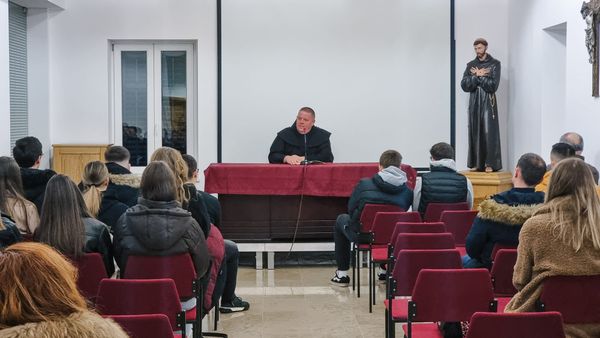 FOTO Fra Ivo Rastočić: "Bolesničko pomazanje je sakrament ozdravljenja duše i tijela"