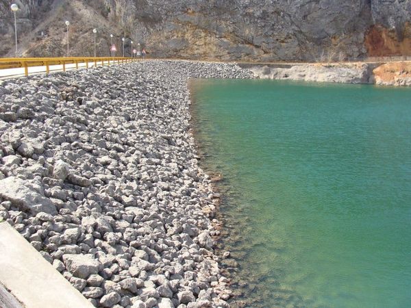 Korak bliže 'zaboravljenom' imotskom projektu: Uskoro kreće sanacije brane Ričice i veliko navodnjavanje