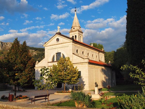 Proložac večeras moli za malog Josipa:  poziv na zajedništvo u teškim trenucima