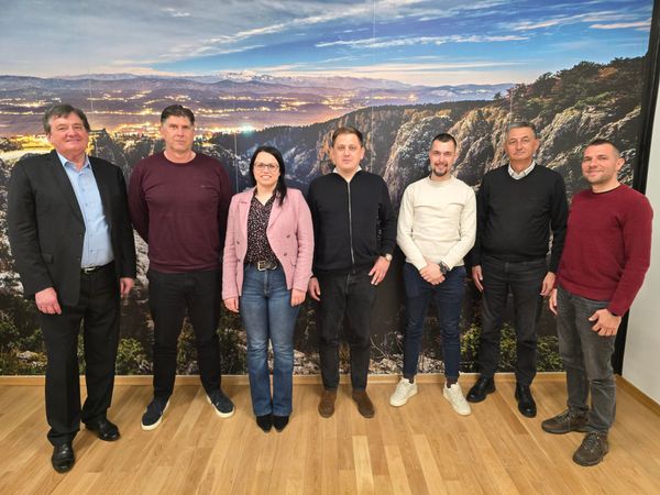 Imotski i Ljubuški jačaju veze: Kolovrat ugostio organizatore Trnjak festa - početak vinske suradnje