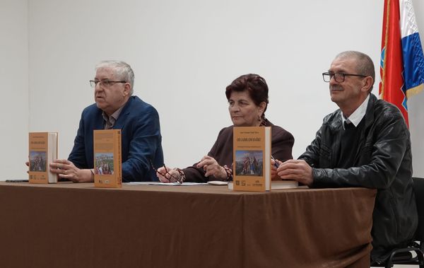 FOTO U Imotskom predstavljena antologija "Od Jadra do Baške" Ante Nadomira Tadića Šutre