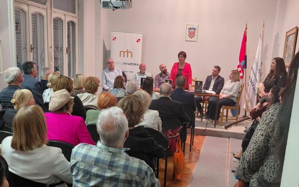 U Splitu predstavljena knjiga "Vlado Gotovac i njegova riječ" autorice Mare Pezo
