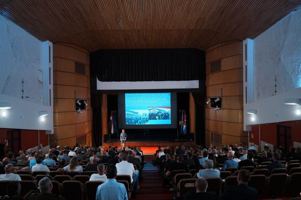 FOTO U Imotskom otvoren veliki međunarodni znanstveno-stručni skup o Domovinskom ratu i ulozi Imotske krajine