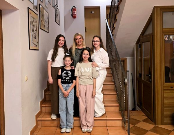 Karmen, Iva, Gorana i Marija osvojile međunarodne pozornice: Mladi talenti imotske Glazbene škole nižu prve nagrade