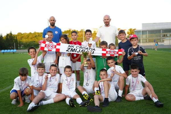 FOTO Zmijavci se prisjetili Petra Šute: Turnir pun emocija, mladosti i sportskog duha