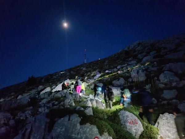 FOTO Spektakl na Biokovu: Tradicionalni noćni uspon na Sv. Juru ponovno oduševio sudionike