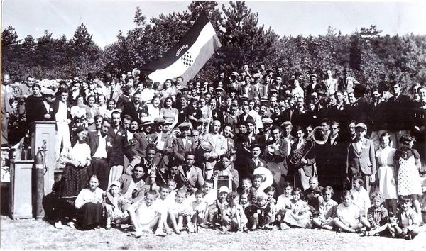 Kultura bez granica: priče o Ivanu Rendiću, braći Radić i Tinu Ujeviću uz vrijedne fotografije
