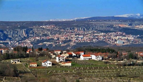 IMOTA KROJI TURISTIČKU BUDUĆNOST! U tijeku savjetovanje o planu razvoja, a domaćini se mogu boriti za titulu
