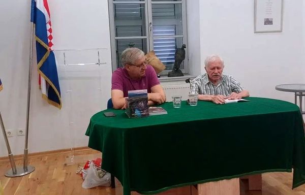 FOTO Knjiga koja je otvorila vrata Imotske krajine: Ante Parić Bili predstavio "Desetercem po Imotskoj krajini"