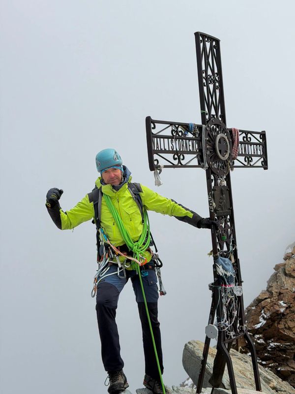 Mijo Jukić osvojio legendarni Matterhorn: Na vrhu se zavijorio barjak HPD-a Imotski