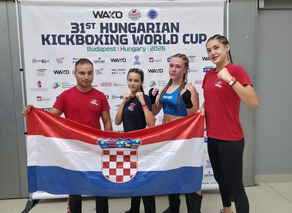 FOTO Imotske kickboksačice osvojile zlato, srebro i broncu na Svjetskom kupu u Budimpešti