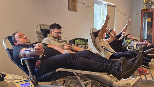 Crveni križ Imotski poziva: Darujte krv u Lovreću i Zmijavcima, nekome možete spasiti život