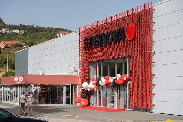 FOTO Trgovački centar Park&Shop Imotski i službeno je postao Supernova Imotski