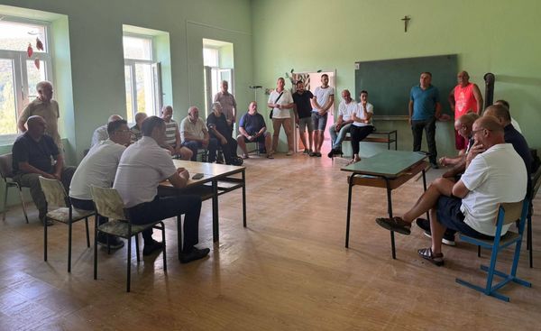 VELIKE PROMJENE U RIČICAMA: Čistoća uvodi red, poznato kada se odvozi otpad, a stižu i zelene kante