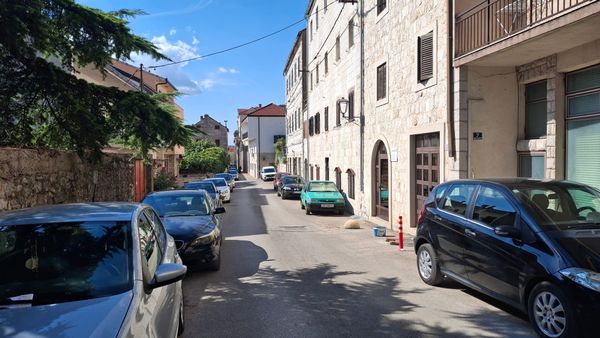 Pozor vozačima: Od ponedjeljka se zatvara Ulica kralja Tomislava zbog radova