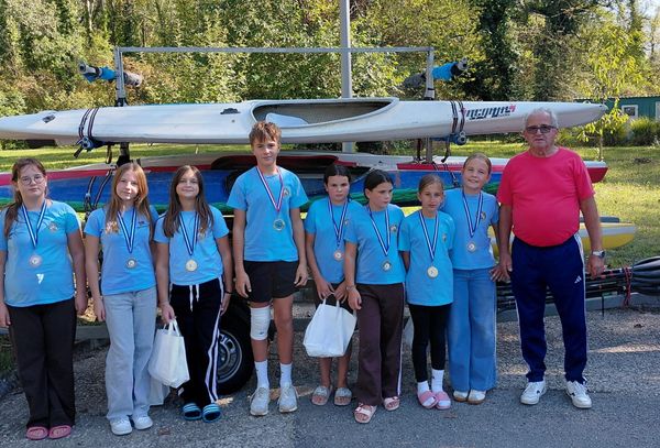 FOTO Kajakaši Mračaja briljirali u Zagrebu: Osvojili medalje i pehar za 3. mjesto u Ligi kupa RH