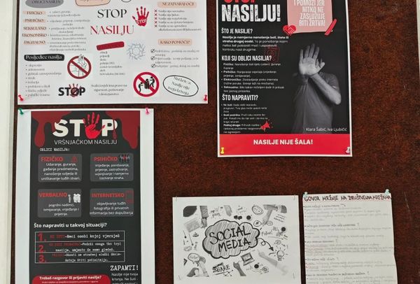 Međunarodni dan nenasilja: Učenici Ekonomske škole Imotski plakatima poslali snažnu poruku - "Stop nasilju!"