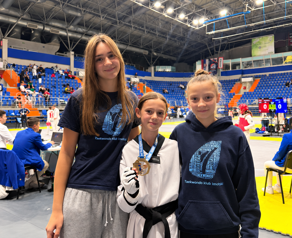 Imotske taekwondoašice briljirale: Sve tri izborile završnicu Grand Prixa, Prka osvojila zlato