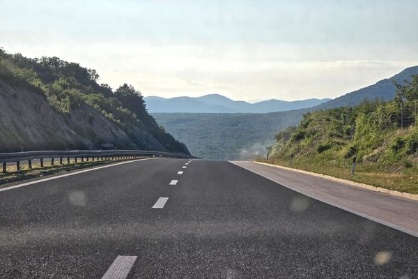 RADOVI NA AUTOCESTI: Ponovno se zatvara dionica Bisko - Dugopolje