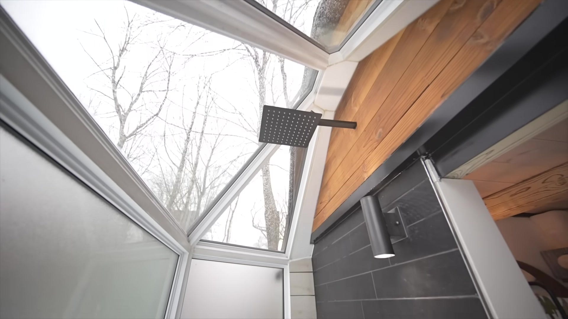 Screenshot at 00:09:32