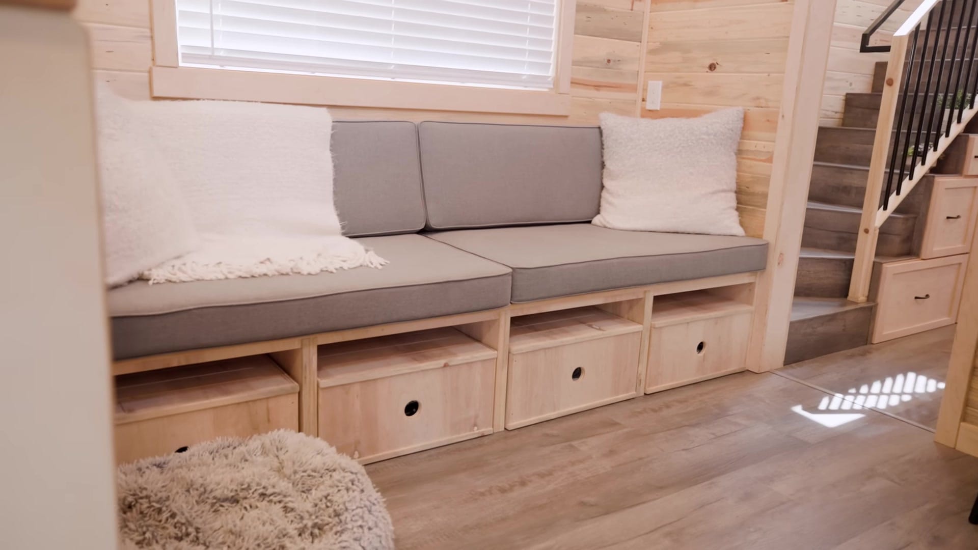 Screenshot at 00:07:18