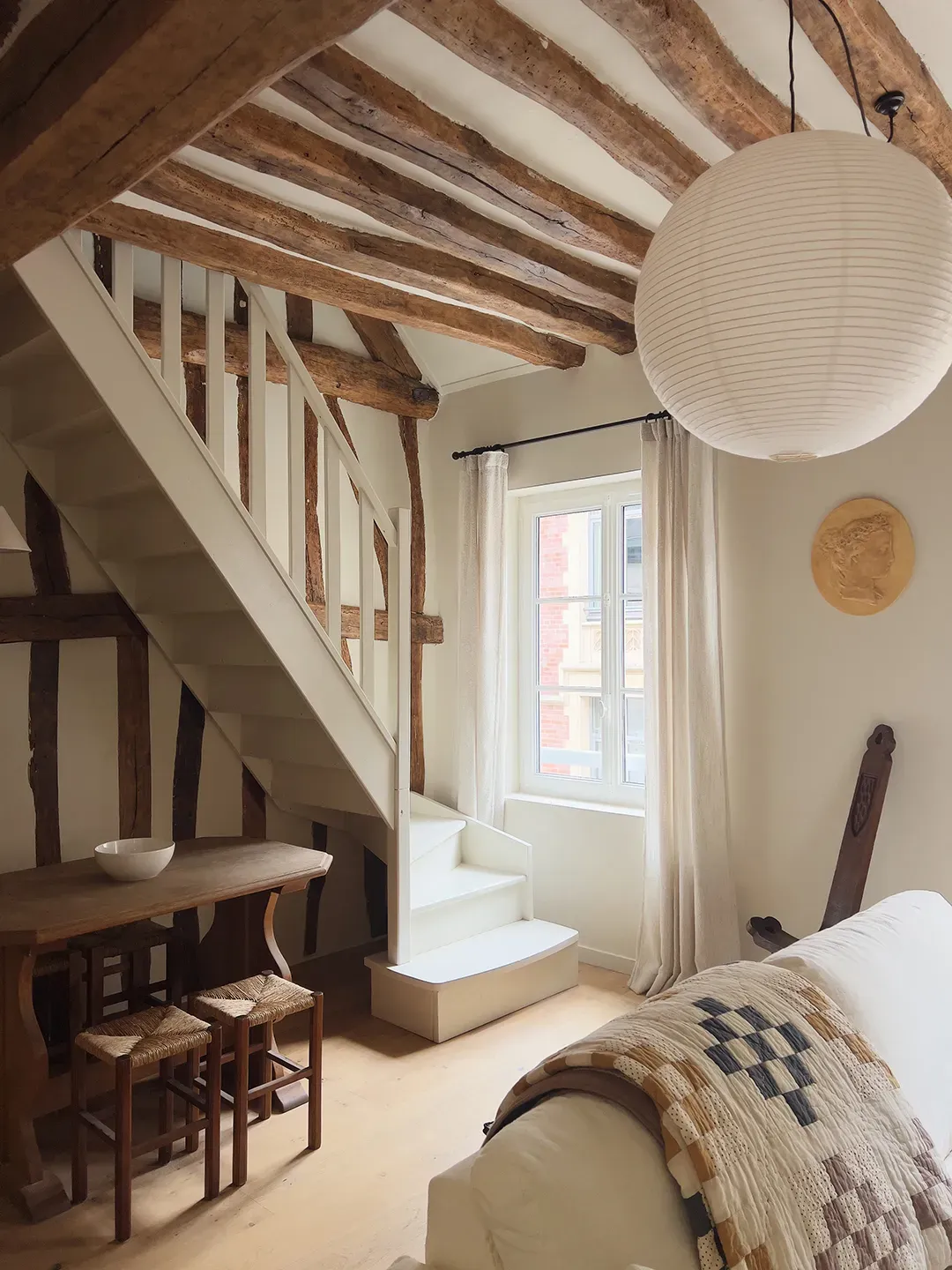 These old timber beams are gorgeous. anyone know if they’re original to the house?