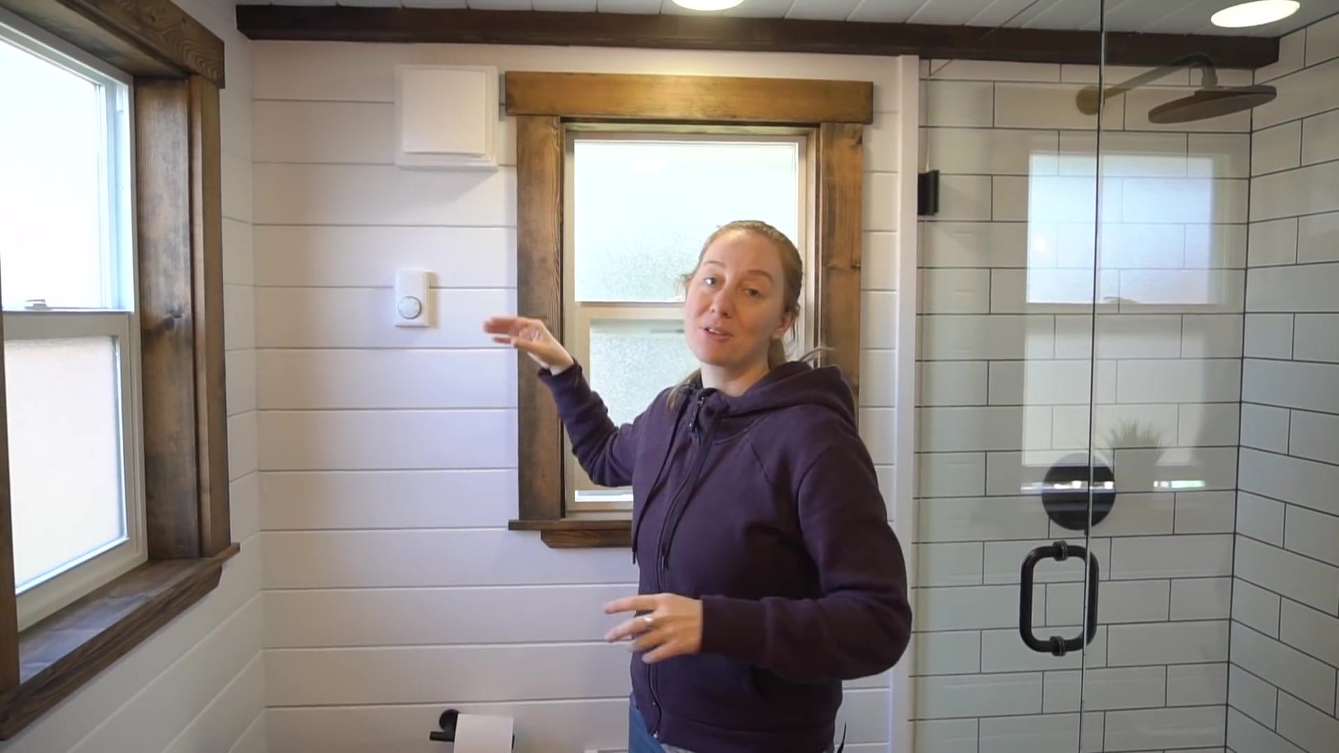 Screenshot at 00:05:41