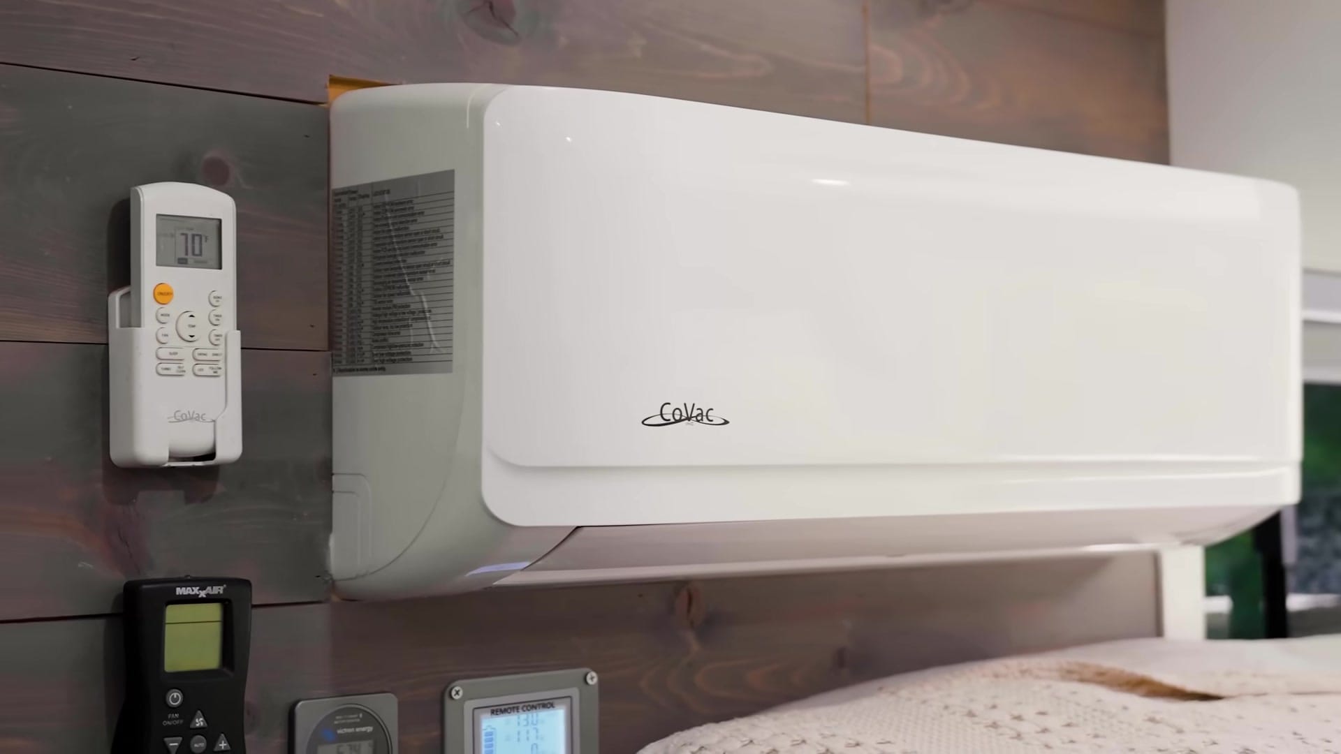 Screenshot at 00:04:36