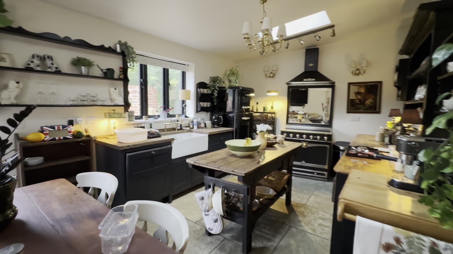 Screenshot at 00:37:23