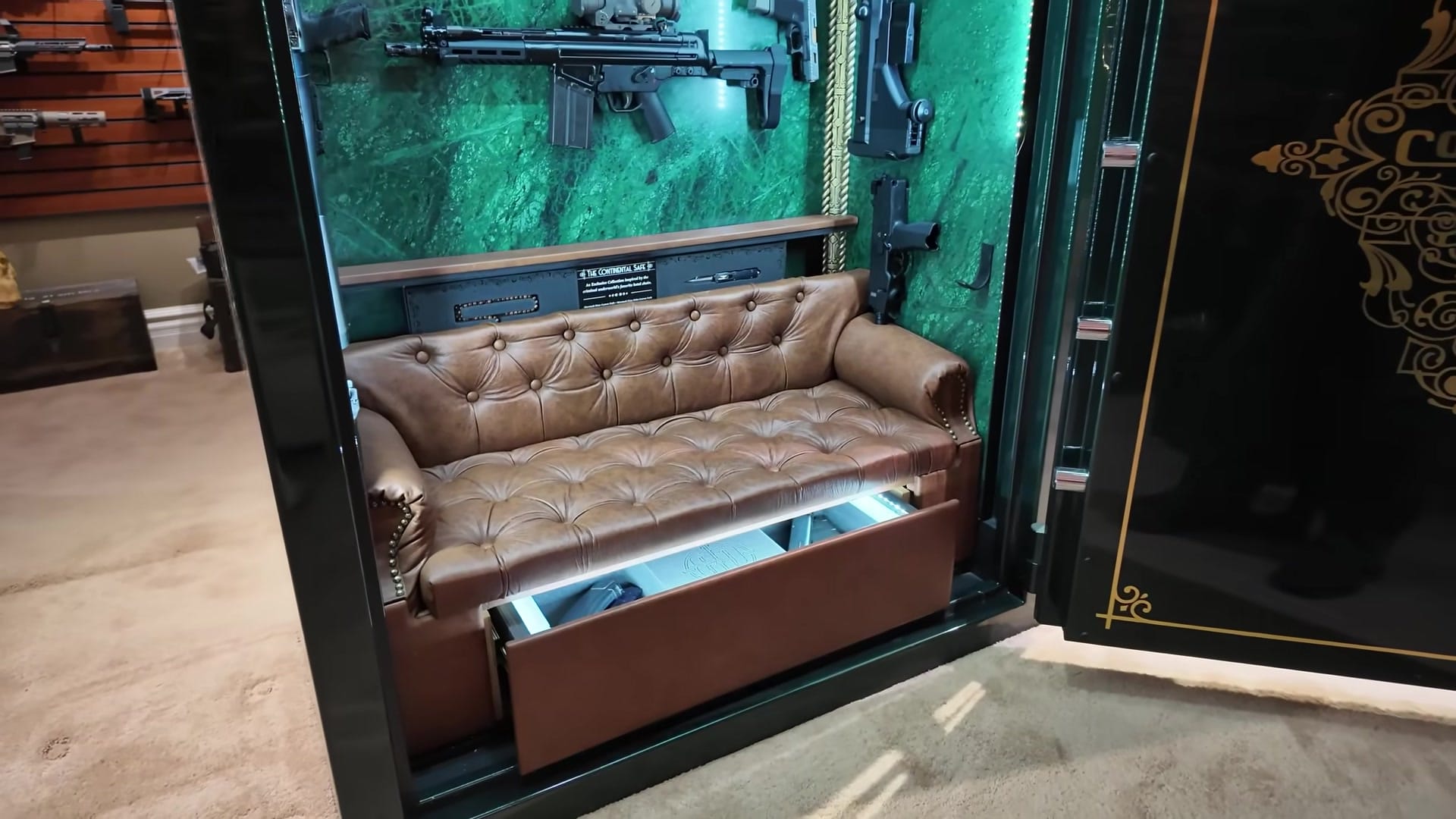 Screenshot at 00:04:10