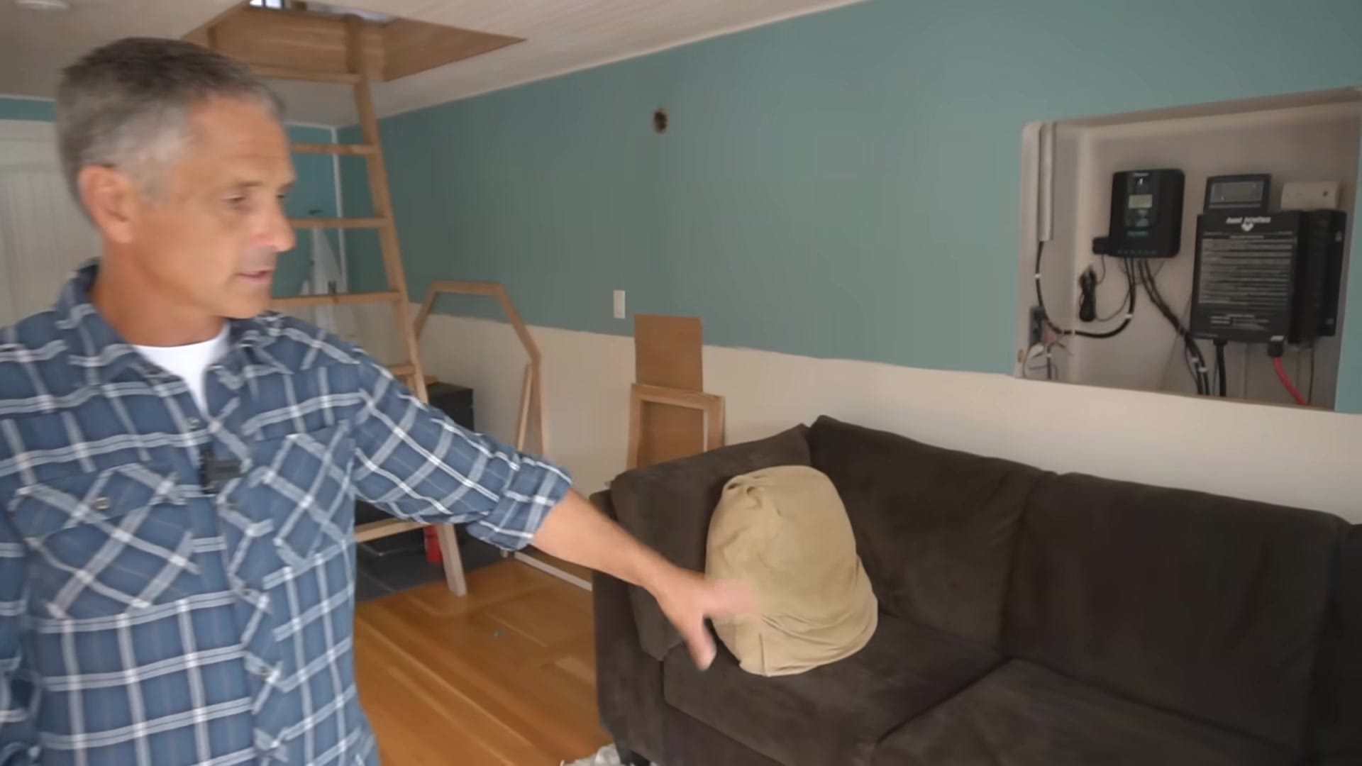 Screenshot at 3:29