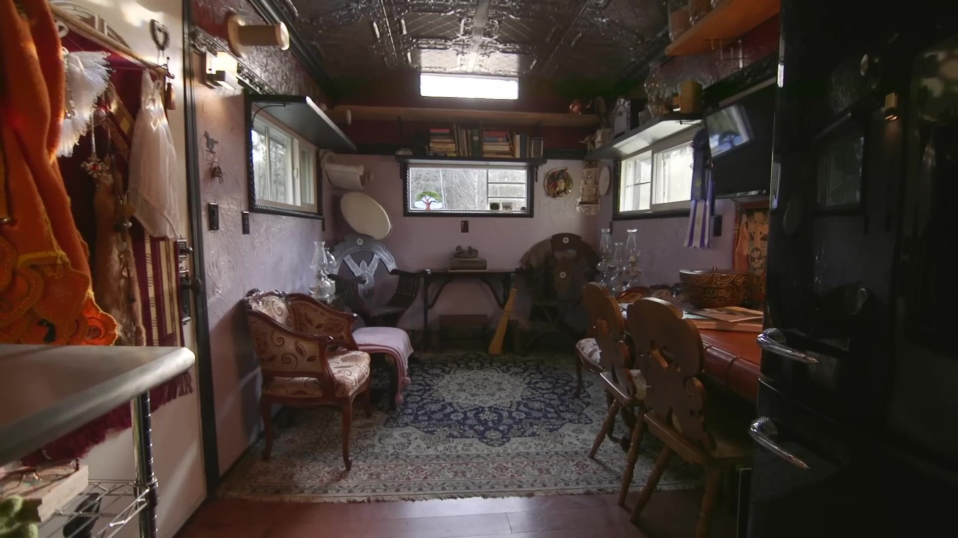 Screenshot at 00:05:12