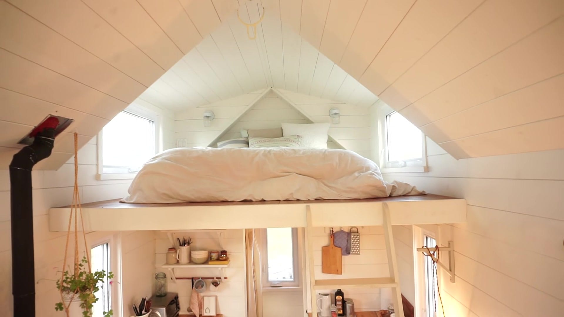 Screenshot at 00:00:21