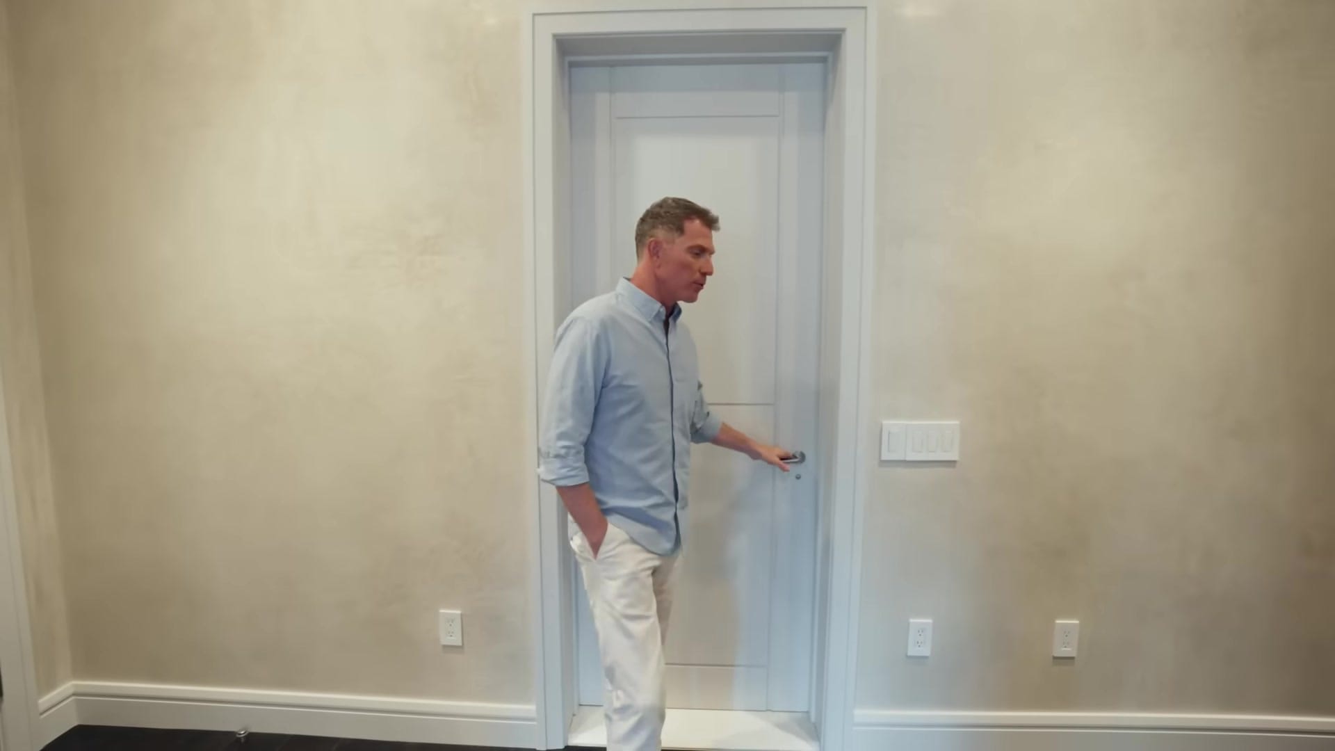 Screenshot at 00:07:05